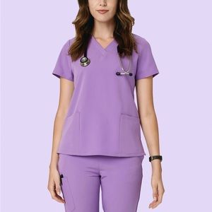 Lavender Mandala scrubs, size Medium